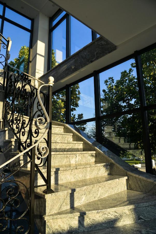 NiMesecev Konak住宿加早餐旅馆 外观 照片